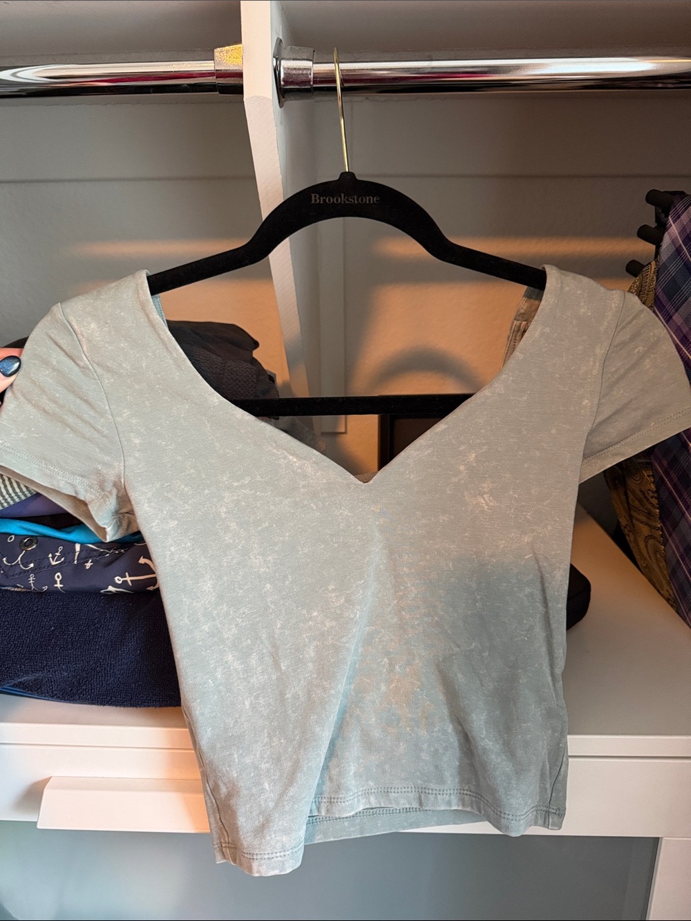 Aeropostale Sage Green V-Neck Cropped Tee
